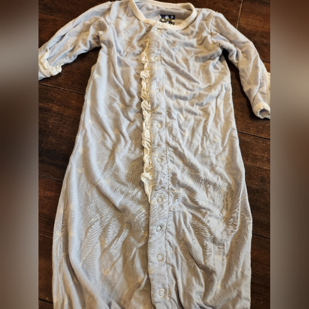 Kickee pants converter gown